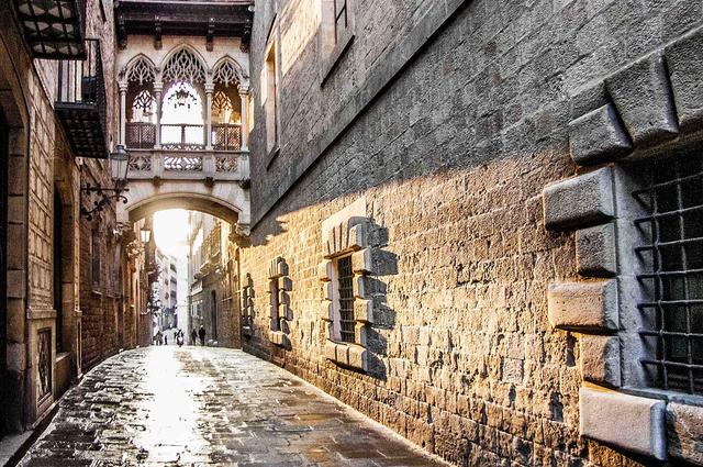 Gerardo Almeida / Panoramio / CC-BY-SA 3.0 Готический квартал